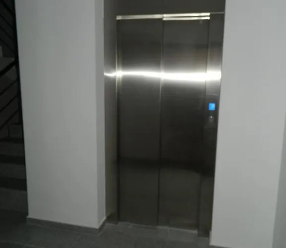 Vitan Mall Апартаменти Бухарест