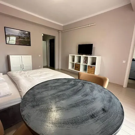 Апартаменты Vitan Mall *